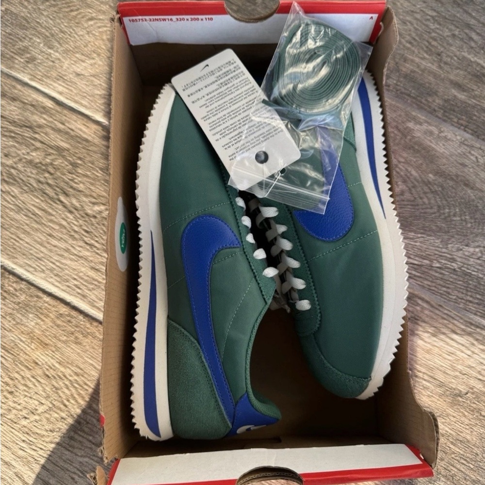 Size 8- Nike Cortez Evergreen Aura Hyper Royal Women’s Shoes IH2361 300 No Lid - Picture 9 of 10